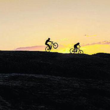 Indian Summer Sale beim Base Bike Shop Saanen - Am 22. Oktober feiert der Base Bike Shop Saanen den Indian Summer mit einem Sale. FOTO: ZVG