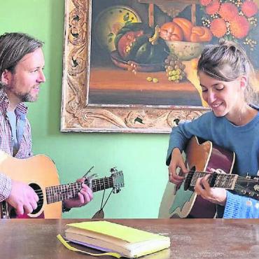 Konzert Valeska Steiner (BOY) & Trummer wird am 19. Januar 2023 nachgeholt - Das Duo Valeska Steiner & Trummer tritt in der Kirche Zweisimmen auf. FOTO: ZVG