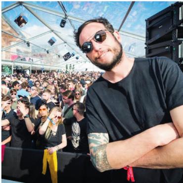 Caprices Winter 2026: «Ein neues Kapitel beginnt in Gstaad» - Maxime Léonard, Mitgründer und CEO des 
Caprices Festival in Crans-Montana, bringt die 
Winteredition 2026 nach Gstaad – mit über 20 
Jahren Festivalerfahrung in den Alpen.  FOTO: ZVG