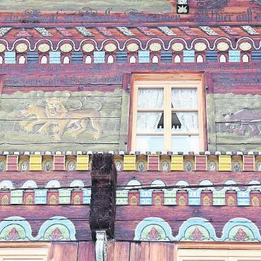Öffentliche Information des Rubi-Fonds - Der Rubi-Fonds informiert über die Restaurationsarbeiten und geschichtlichen Hintergründe zweier altehrwürdiger Wohnhäuser aus dem 18. Jahrhundert. FOTO: ZVG