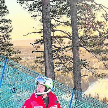 Noel von Grünigen im Schnee - Noel von Grünigen vor schwedischer Winterkulisse. FOTO:ZVG