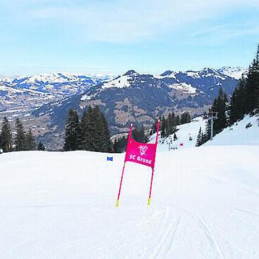 Grunder Saisonabschluss einmal anders - Mit dem Becherrennen vom kommenden Sonntag beendet der Skiclub Grund die Skisaison. FOTO: ZVG