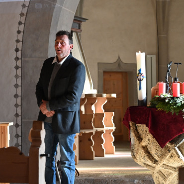 Umbaupläne im Pfarrhaus Lauenen - Der Lauener Kirchgemeinderatspräsident Stephan Addor. (Foto: AvS)