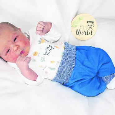 Das Neujahrsbaby der Maternité - FOTO: ZVG