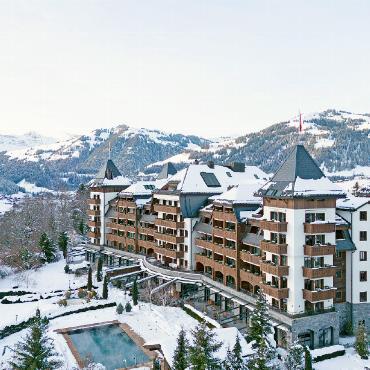 The Alpina Gstaad gibt Wechsel in der Küchenleitung bekannt - Das Fünf-Sterne-Luxushotel The Alpina Gstaad. FOTOS: THE ALPINA GSTAAD