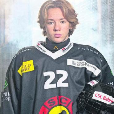 Jan Kneubühler setzt auf «Eis» - Jan Kneubühler spielt beim SC Bern im U17-Elit-Team Eishockey.