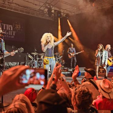 «Don’t stop believin’!» - Die Band «Little Big Town» feiert 2024 ihr 25-jähriges Bühnenjubiläum.