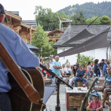 Der rockende Hoteldirektor