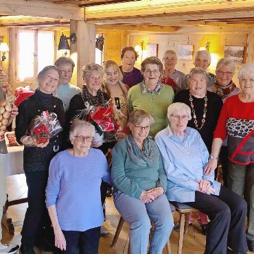 So schnell vergeht die Zeit - Geselliges Beisammensein am Turnerweihnachtsessen. FOTO: ZVG