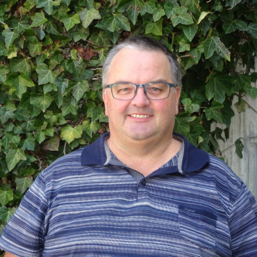Wechsel an der Parteispitze - Mario Hählen folgt auf Emil Trachsel als Parteipräsident der SVP Saanen.   (Foto: Vreni Müllener)