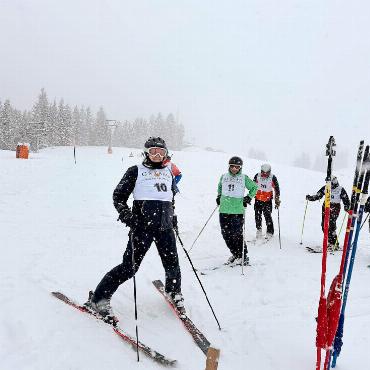 Simone Oehrli und Flavio Hauswirth holen die Titel - Die Clubmitglieder trotzen den garstigen Wetterbedingungen.