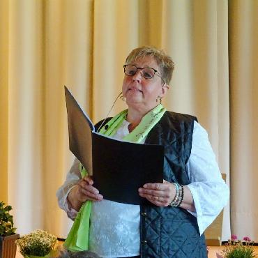 «Viva la Musica» – es lebe die Musik - Zur Abwechslung las Daniela von Siebenthal eine passende Frühlingsgeschichte für Gross und Klein.