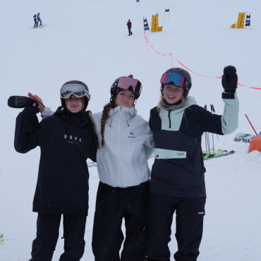 Le Rosey vs. Gstaad: 13 Jahre Kampf um die Kuhglocken