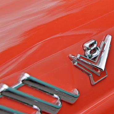 Donnernde Legenden im Saanenland – 50 Jahre Classic Thunderbird Club of Switzerland - V8-Power unter der Haube – und kein Zweifel daran, was hier drinsteckt.