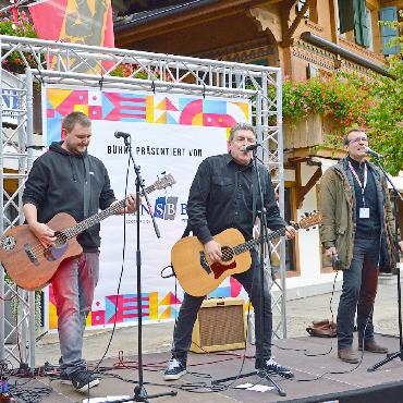Wenn ein Dorf zur Bühne wird - Immer mit dabei: die Band «Eddie and the final thoughts».
