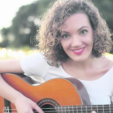 Neue Lehrkräfte für Gitarre und E-Gitarre an der MSSO - Maria Criscione (links) und Martin Raboud