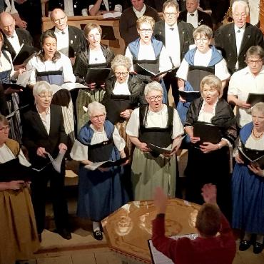 Lieder und Volksmusik zum Valentinstag - Chörli «Heimatglüt» Grund