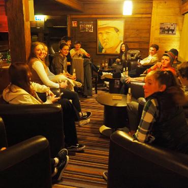 Top Wettkampfbedingungen, Sonnenschein, starke Rennfahrer und ein Fest à la Skiclub Grund