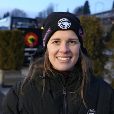 Kampfgeist auf Kufen: die Women’s Hockey Winter Classic - Nina Kindschi, Geschäftsführerin der SCB Frauen. 