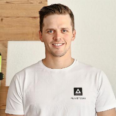Noel von Grünigen hat Rücktritt eingefädelt - «Mein grösster Erfolg war der zweite Platz in der Europacup-Slalom-Gesamtwertung im Winter 2021/22.»
Noel von Grünigen, Zurücktretender Skirennfahrer