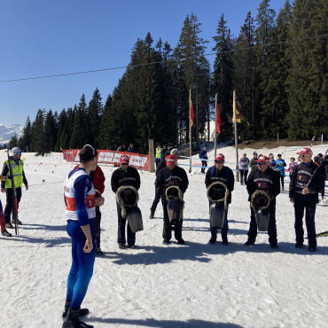 Dario Cologna gewinnt auch über 50 km - Die Treichler des Fanklubs Dario Cologna waren während Jahren auch beste Botschafter für den Schweizer Tourismus und einige sind schon alte Männer geworden …