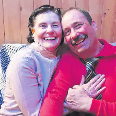 Jodlerabend des Jodlerklubs «Bärgfriede» Gstaad - Petra und Ruedi sorgen für Unterhaltung. FOTO: ZVG
