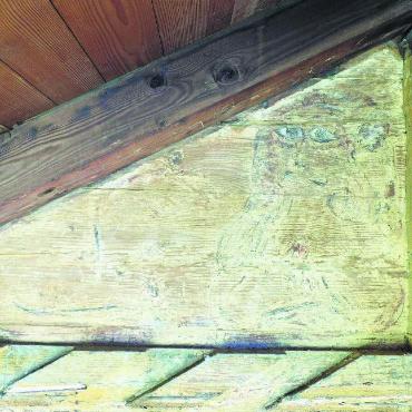 Das Baumberger-Haus in Saanen - Zustand des östlichen Zwickelfeldes der Giebelwand nach der Freilegung. FOTO: FISCHER & PARTNER AG