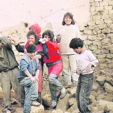«Krumme Pfote» - Strassenkinder in Bolivien. FOTO: ZVG