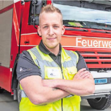 «Was ich am Gstaad Airport mache, das mache ich mit grösstem Herzblut.» - Weil Nico auch ein grosses Interesse an Feuerwehrbelangen mitgebracht hat, ist er heute «Firecat», also Zuständiger für die Brandbekämpfung, am Gstaad Airport.