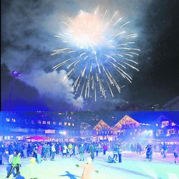 Ins neue Jahr mit Feuerwerk und Eisdisco - FOTOS: JENNY STERCHI