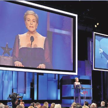 Julie Andrews fast 60 Jahre nach «Mary Poppins» mit Gala geehrt - Julie Andrews bei der Dankesrede bei den AFI-Awards anlässlich der Ehrung für ihr Lebenswerk. FOTO: APA/APA/GETTY IMAGES NORTH AMERICA/EMMA MCINTYRE