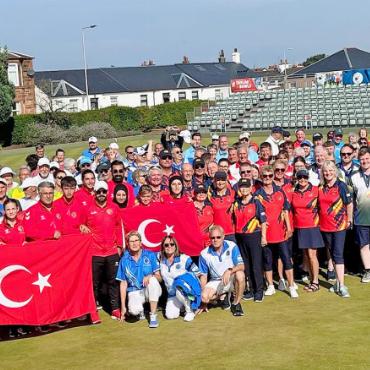 Der Bowls Club Gstaad an den Europameisterschaften und den European Open 2024 - Die über 180 Teilnehmenden aus 18 Nationen an den Europameisterschaften 2024. FOTOS: ZVG