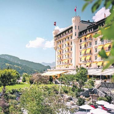 Zwei Gstaader Hotels mit Prädikat «Weltklasse» im «Bilanz»-Hotel-Ranking - Das Gstaad Palace bleibt bestes Schweizer Hotel im «Bilanz»-Ranking und schafft im europäischen Vergleich Platz 2 gleich nach dem Hôtel du Cap-Eden-Roc an der Côte d’Azur. FOTO: GSTAAD PALACE