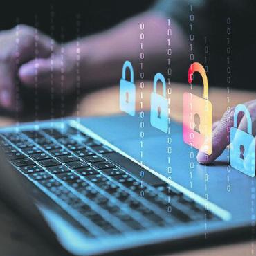 Bekämpfung Cyberkriminalität: Expertenaustausch mit der Armee sinnvoll - Für die Kantonspolizei Bern ist es essenziell, dass Cyberangriffe frühzeitig gemeldet und die entsprechenden Delikte auch angezeigt werden. FOTO: ADOBESTOCK