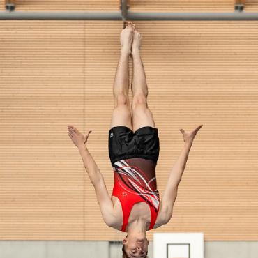 Turnkunst, Emotionen und ein neues Siegergesicht am 26. Getu-Cup - Körperspannung pur: Lucien von Grünigen.