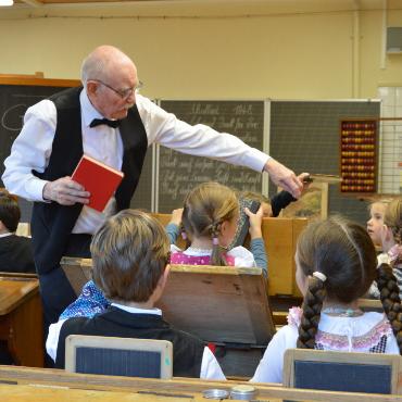 Schulstunden wie vor 100 Jahren