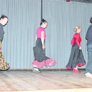 «Flamenco ist so viel mehr als nur ein Tanz!» - Flamenco-Lehrerin Cristina Teuscher bringt ihre eigene Persönlichkeit in die Choreografien mit ein.