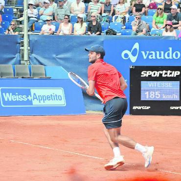 Leandro Riedi im Achtelfinal - Fand kein Mittel gegen Riedi: Grégoire Barrère aus Frankreich.