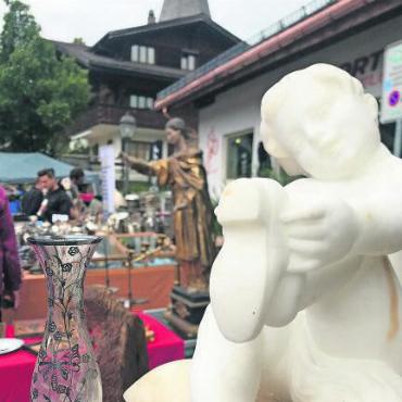 Saanen im Brocantefieber - Nur was keine Funktion hat, ist unersetzlich. FOTOS: ULRICH RÜGER