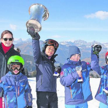 GYC Ski Yachting Trophy: Lokalmatadoren verteidigen den Titel - Das Team Tiger gewinnt das Ski Yachting der Junioren.