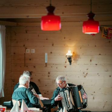 Ein Licht für die Schweiz: So feierte das Saanenland den 1. August