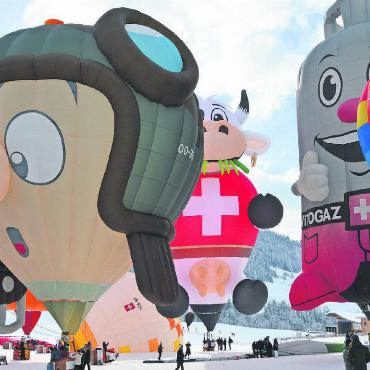 Windige Sache: Turbulentes Ballonfestival endet positiv - Heissluftballon ist nicht gleich Heissluftballon: Der Fantasie sind keine Grenzen gesetzt. FOTO: SONJA WOLF