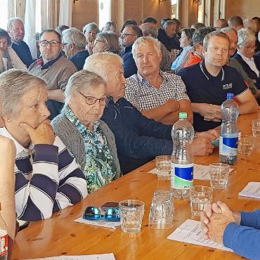Daniel von Siebenthal meisterte sein erstes Präsidialjahr erfolgreich - Die Generalversammlung war wie immer gut besucht. FOTOS: EUGEN HAUSWIRTH-DORNBIERER