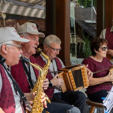 Eine «Ländlermusikwolke» schwebte über Gstaad