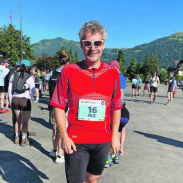 Glacier 3000 Run: Super Wetter, gute Stimmung, starke Leistungen - Felix Aegerter vor dem Start.