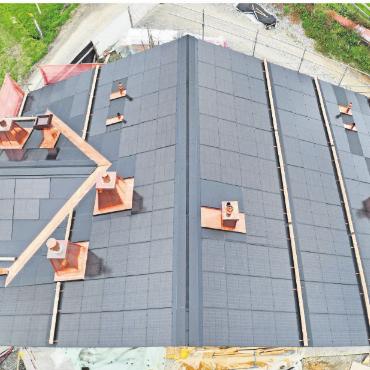 SunnySolution: Energie für die Zukunft - Chalet in Lauenen.