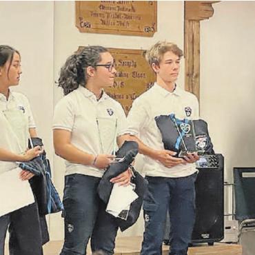 «50 Years of JFK» … und endlich wieder etwas Normalität! - Wir werden unsere vier «graduated students» vermissen!