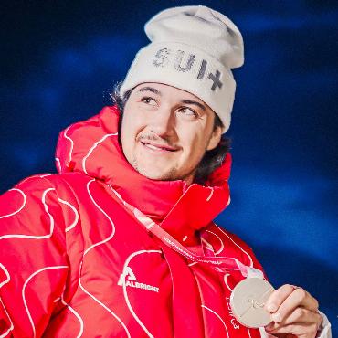 Trotz Sturz erfolgreich: Fabrice von Grünigen gewinnt paralympisches Silber - Fabrice von Grünigen gewann im Banked Slalom Silber. FOTO: SWISS PARALYMPIC/GABRIEL MONNET