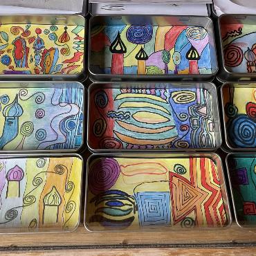 Kandinsky, Hundertwasser und Matisse zu Besuch im Schulzimmer