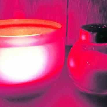 Salz der Erde – Licht der Welt - Salz ist alles andere als gewöhnlich. Der Konsum von Salz ist lebenswichtig. FOTO: MARIANNE LAUENER-ROLLI